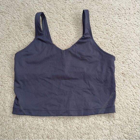 Gray align style cropped tank top - Picture 1 of 10